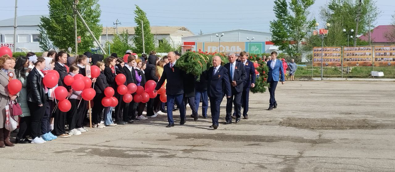 В поселке Горный состоялся митинг, посвященный 78-й годовщине Великой Победы.