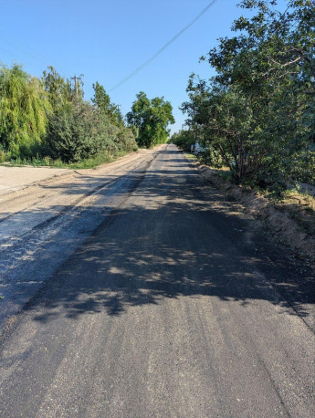 Ремонт дорог в поселке Горный продолжается.