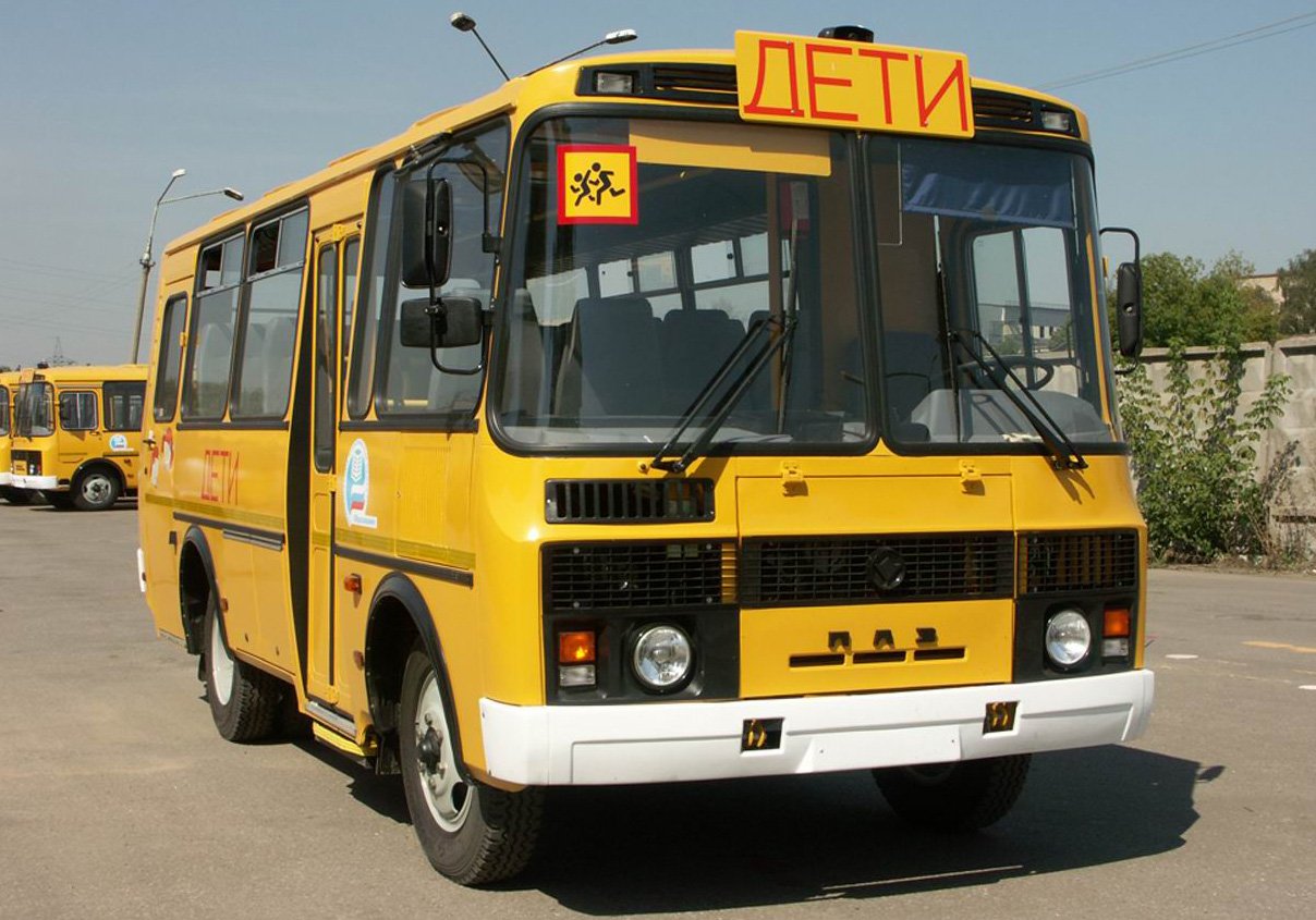 🚌 Новые школьные автобусы – это хорошо. Теперь нужны водители. Подбор кадров - это, по словам губернатора Романа Бусаргина, уже задача муниципальной власти. Но регион обязательно поможет.