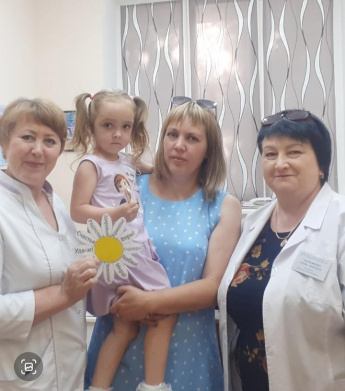 Акцию "Ромашковое поле" провели активистки местного женсовета. Акцию "Ромашковое поле" провели активистки местного женсовета.