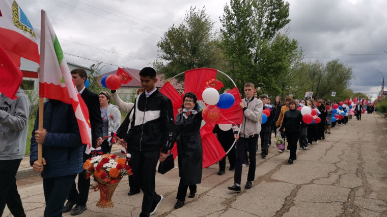 Торжественный митинг, посвящённый 80-й годовщине Великой Победы состоялся сегодня на Центральной площади поселка Горный. Торжественный митинг, посвящённый 80-й годовщине Великой Победы состоялся сегодня на Центральной площади поселка Горный.