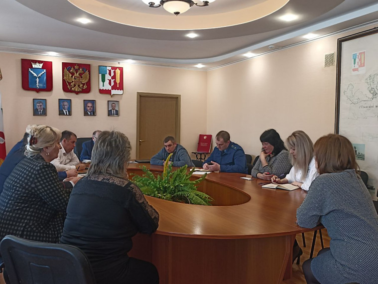 Юрий Бодров провел личный прием семей участников спецоперации. Юрий Бодров провел личный прием семей участников спецоперации.