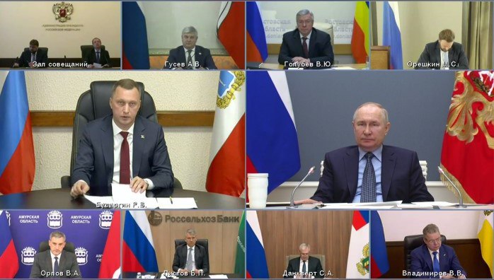 Роман Бусаргин доложил Президенту Владимиру Путину о посевной в Саратовской области. Роман Бусаргин доложил Президенту Владимиру Путину о посевной в Саратовской области.