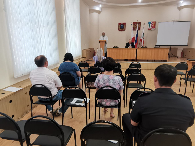 Вопросы нравственного воспитания - первоочередные. Вопросы нравственного воспитания - первоочередные.