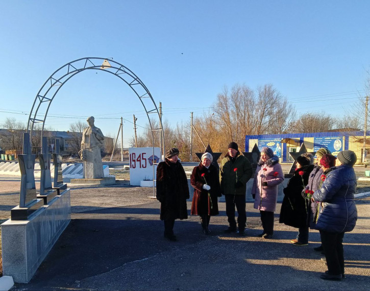 9 декабря - День Героев Отечества. 9 декабря - День Героев Отечества.