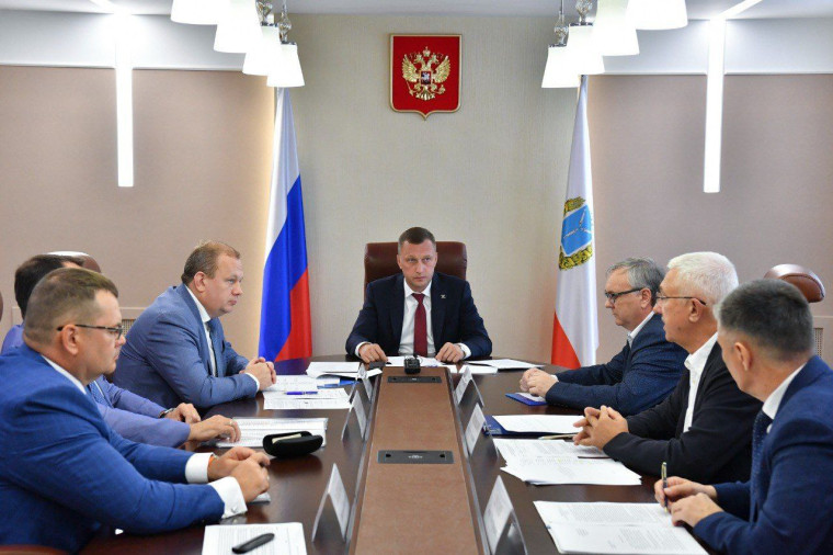В Саратовской области разрабатывают программу по созданию центра беспилотников. В Саратовской области разрабатывают программу по созданию центра беспилотников.
